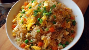 Eier gebratener Reis