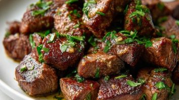 Knoblauchbutter Steakwürfel