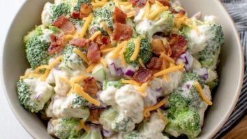 Leckerer Amish Brokkoli-Salat