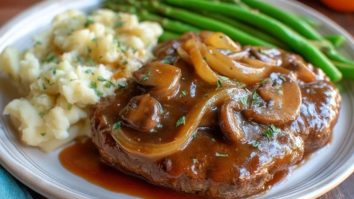 Schweinefleisch Mit Zwiebelsoße