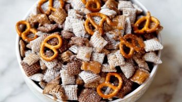 Gesalzene Karamellbrezel Müsliriegel